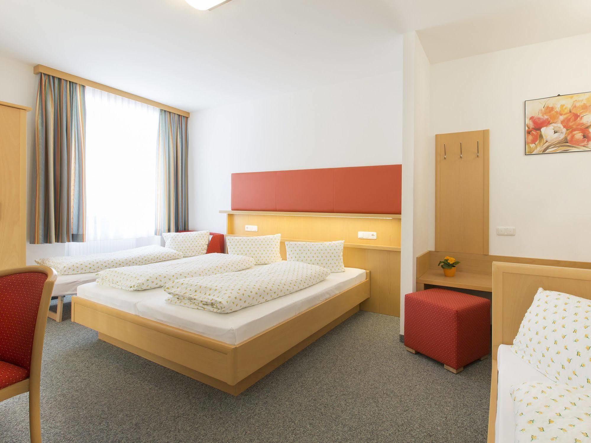 Hotel Gasthof Stefansbruecke Mutters Extérieur photo